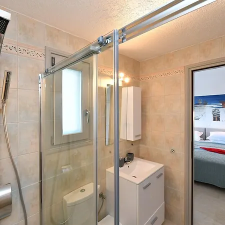 Callista Villa Párosz